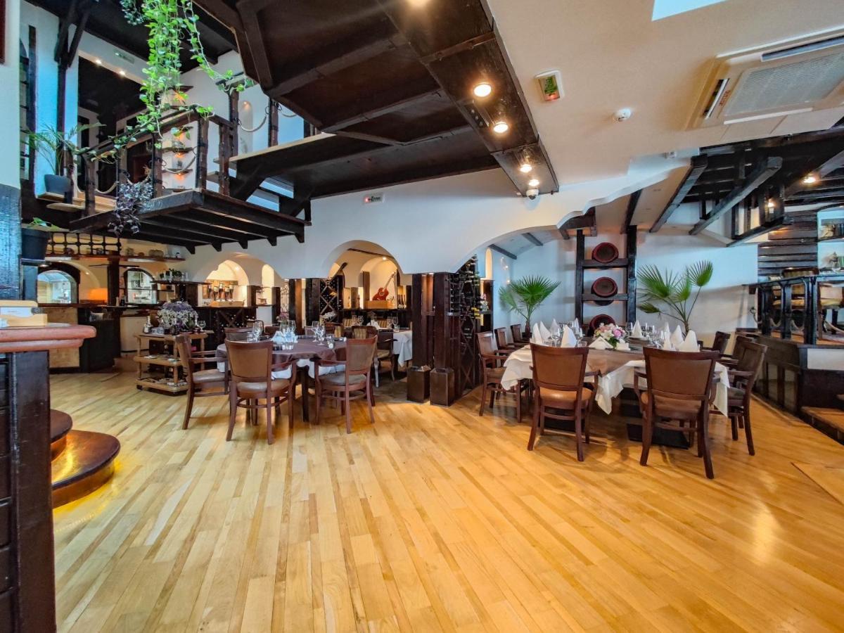 Bahus Inn Belgrade Exterior photo